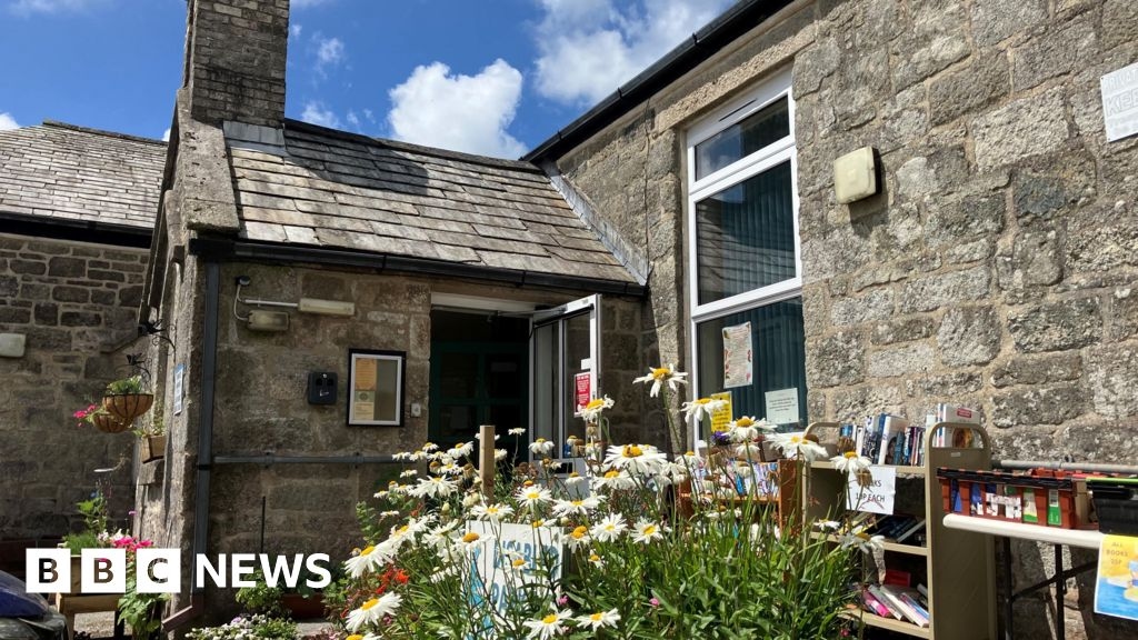 St Dennis Hub  helps people cope with the cost of living