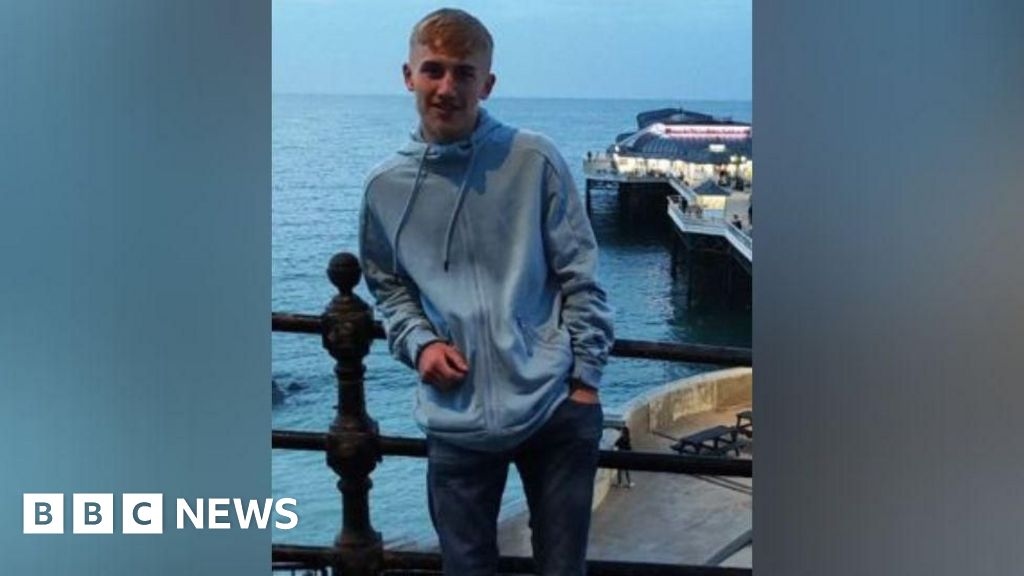 Noah Smedley: Murder trial shown CCTV footage of fatal stabbing