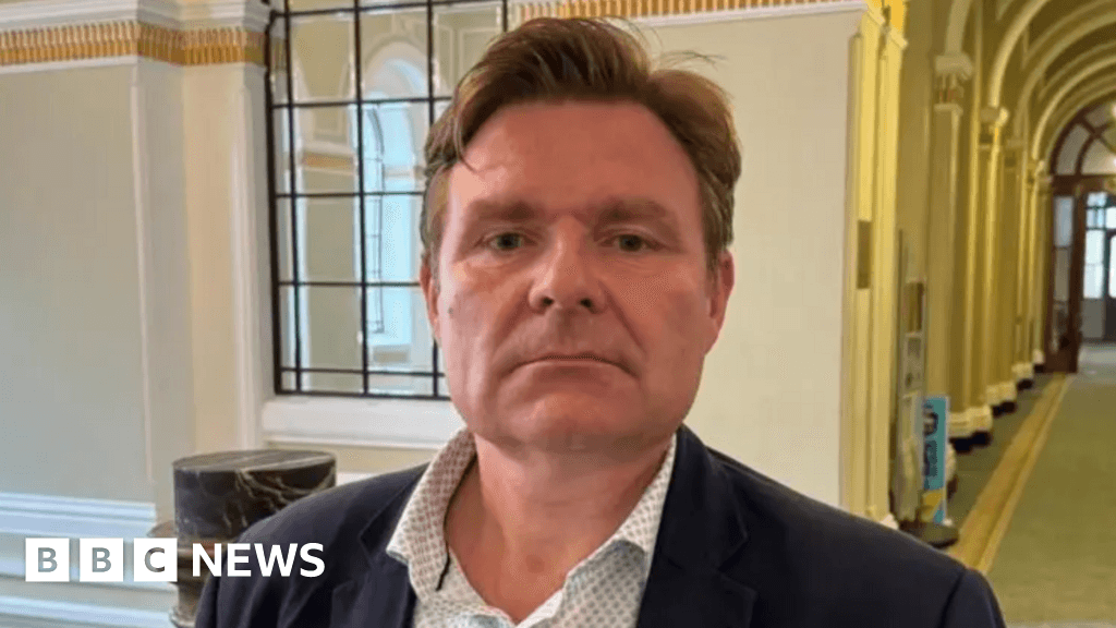 Birmingham bin strike: Unite accused of 'targeting' school linked to councillor