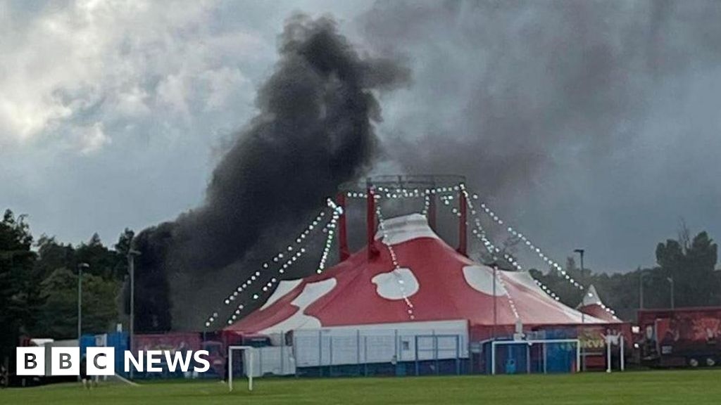 Fire crews tackle trailer blaze at Glenrothes circus