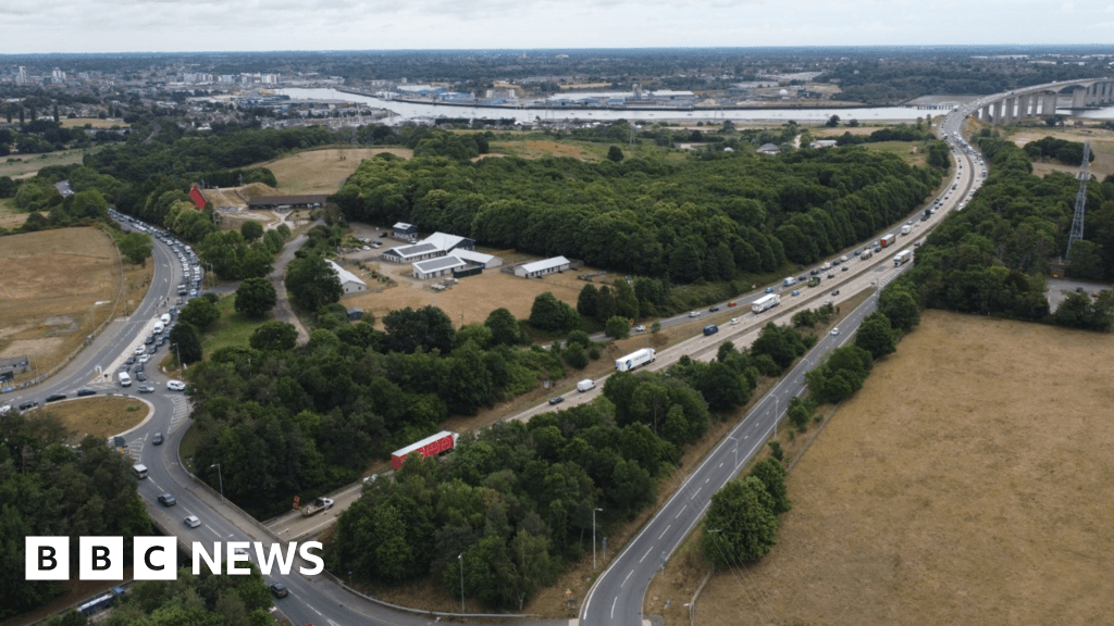 'Get to work' on northern bypass, Ipswich MP pleads