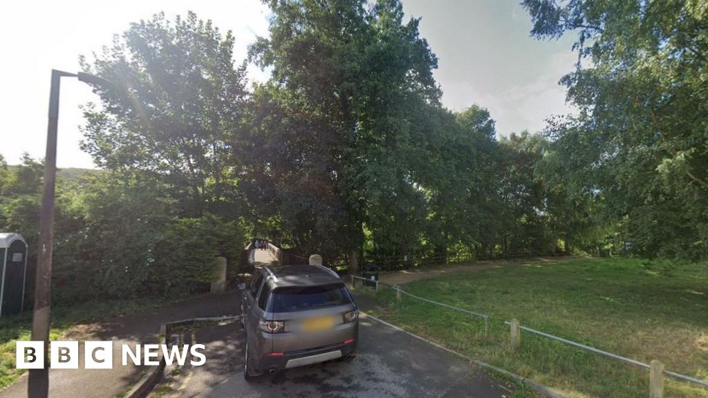 Body of woman found in River Avon in search for swimmer