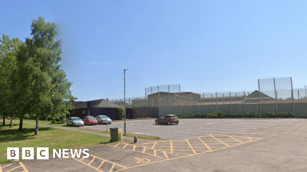 HMP Huntercombe 'particularly challenged' by drugs, say inspectors
