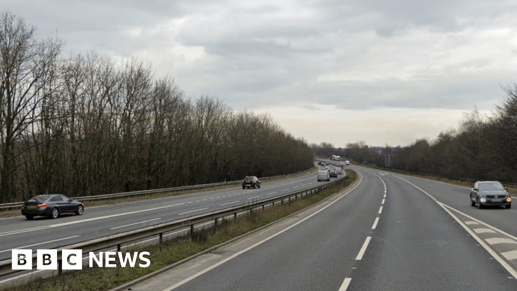 'Serious' crash shuts A38 near Ripley