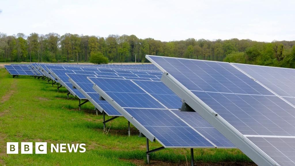 Solar farm near Yorkshire Sculpture Park in Wakefield approved