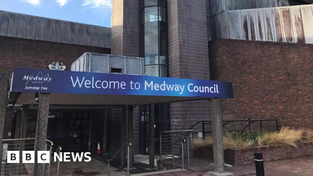 Medway Council cabinet to take public questions for first time