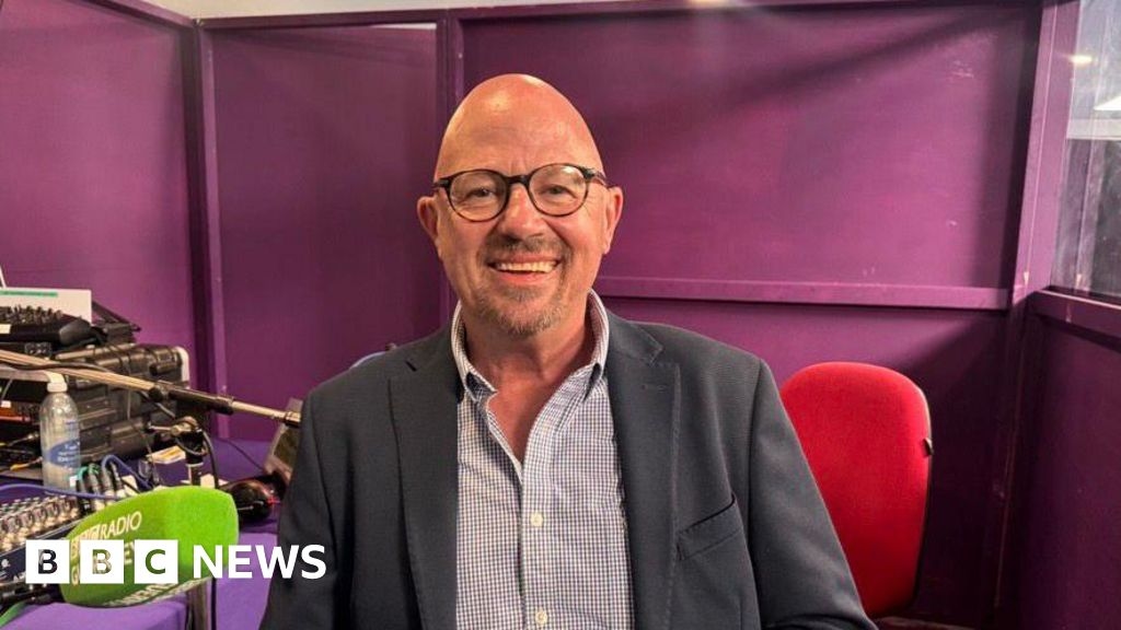 Guernsey deputies urge chief minister to call for Gaza ceasefire