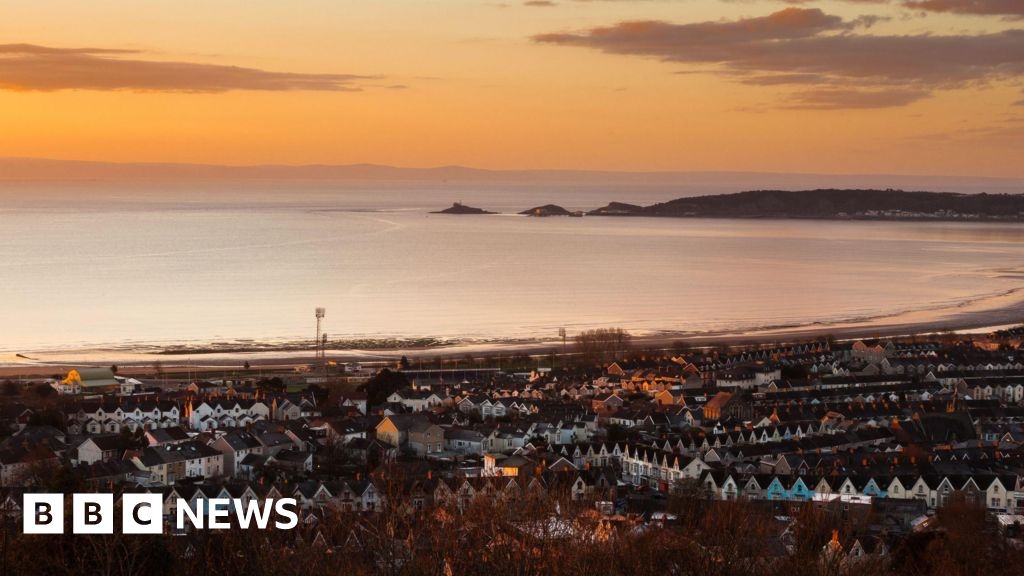 Swansea council faces £900m bill to upgrade social housing