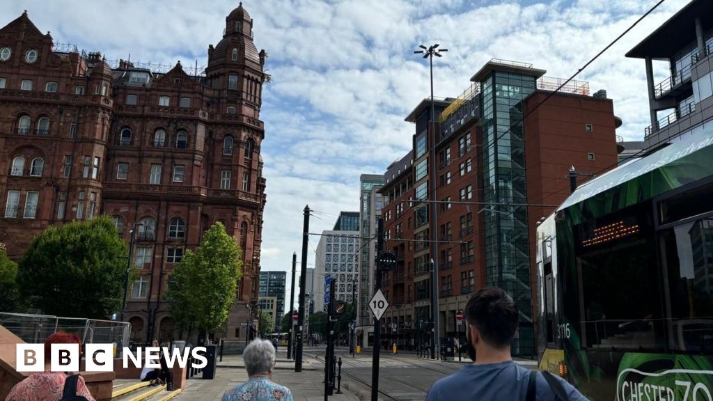 Mayor announces underground trains and trams plan for Manchester