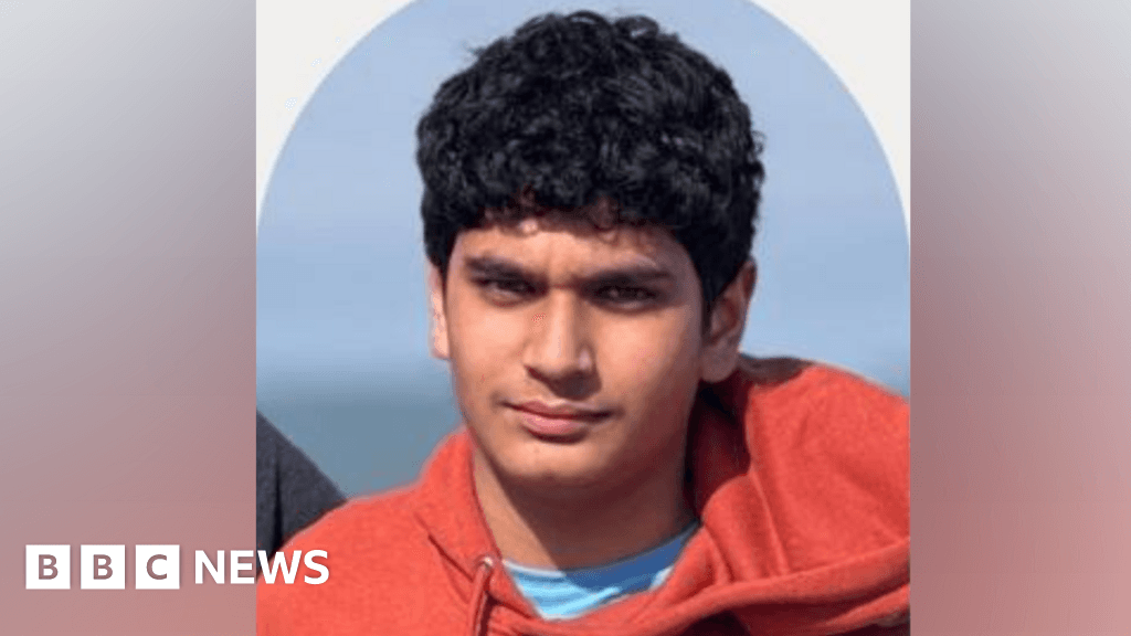 Funeral held for 'remarkable' teenager after Beccles river death