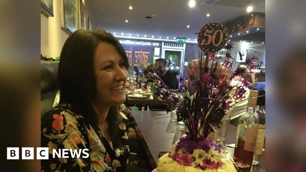 'Mum's young-onset dementia is 'heartbreaking' says Bristol woman