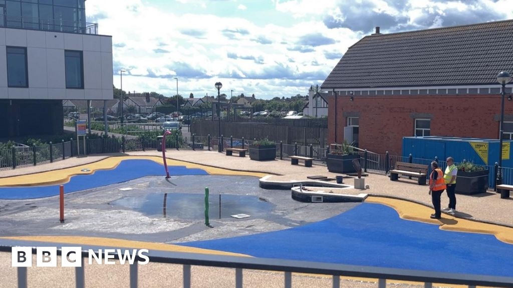 Sutton on Sea's new paddling pool forced to close due to leak