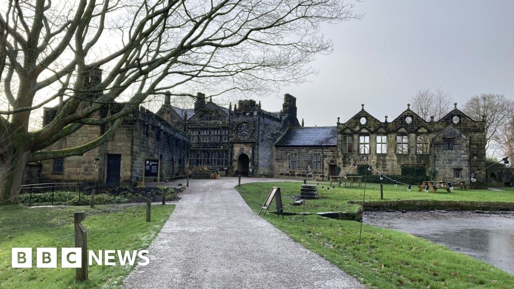 National Trust's East Riddlesden Hall to get electric vehicle charging points
