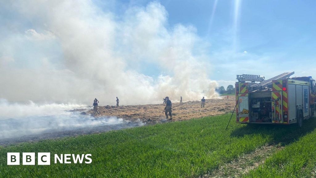 Firefighters tackling large blaze off A614 near Market Weighton