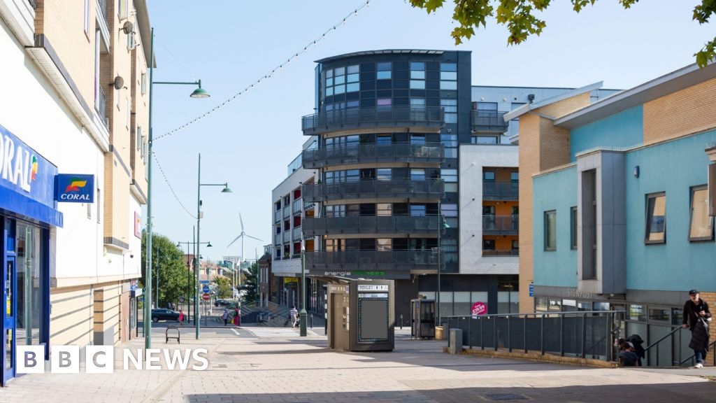 Twelve London high streets to get £50,000 each from City Hall