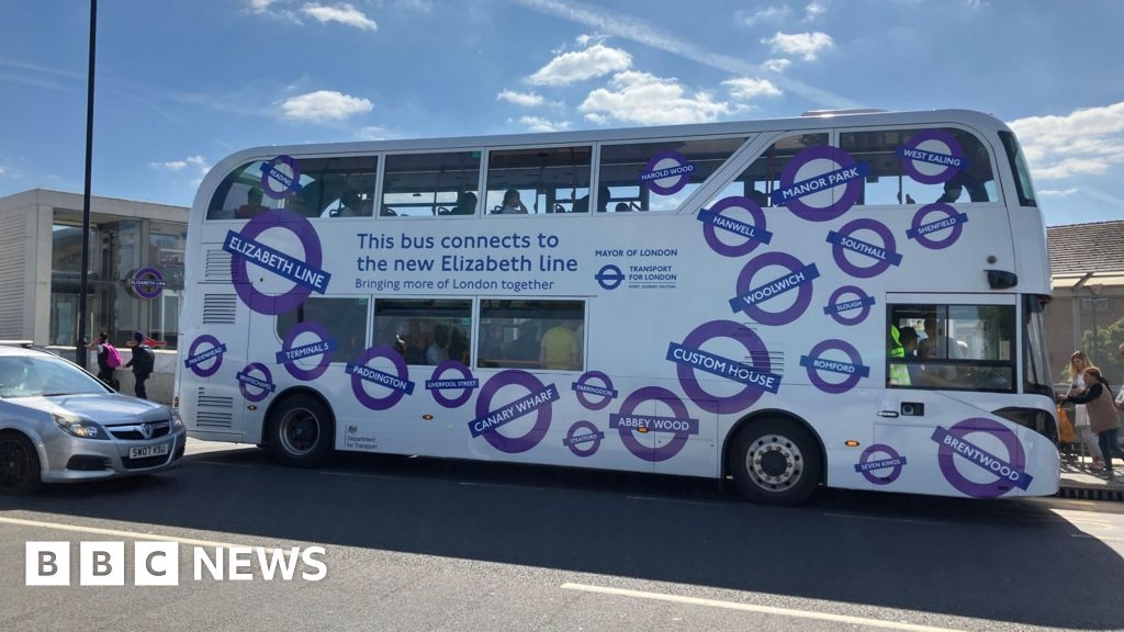 Superloop 2 bus proposed to replace 472 route