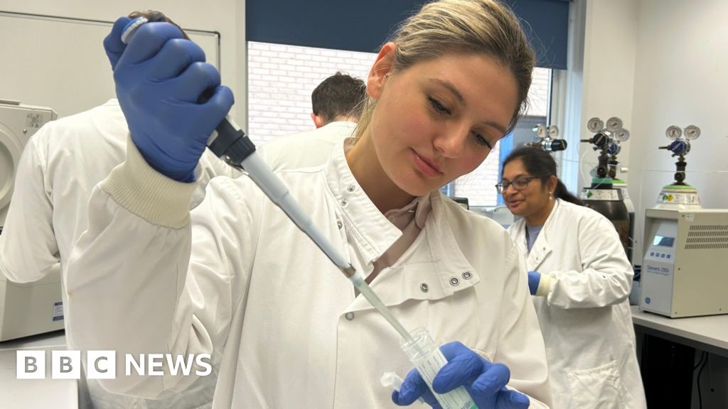 Mouth bacteria 'may indicate future brain health'