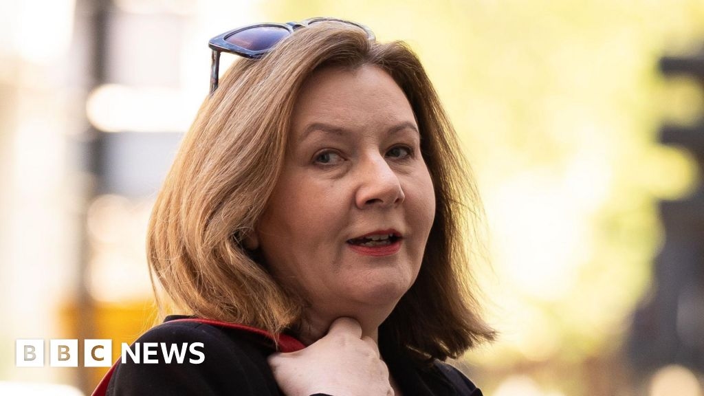 Judge blocks request to extradite teacher over child sex offence