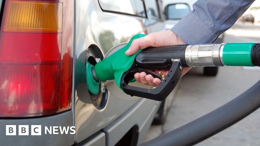 Lincolnshire garages run out of petrol after supply issues