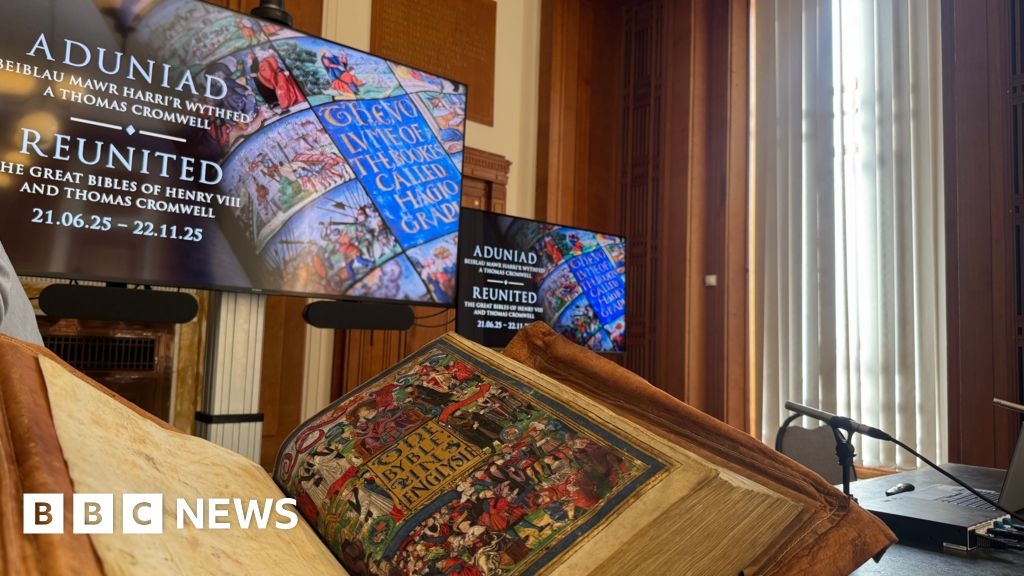 Great Bibles reunited at Aberystwyth library for exhibition
