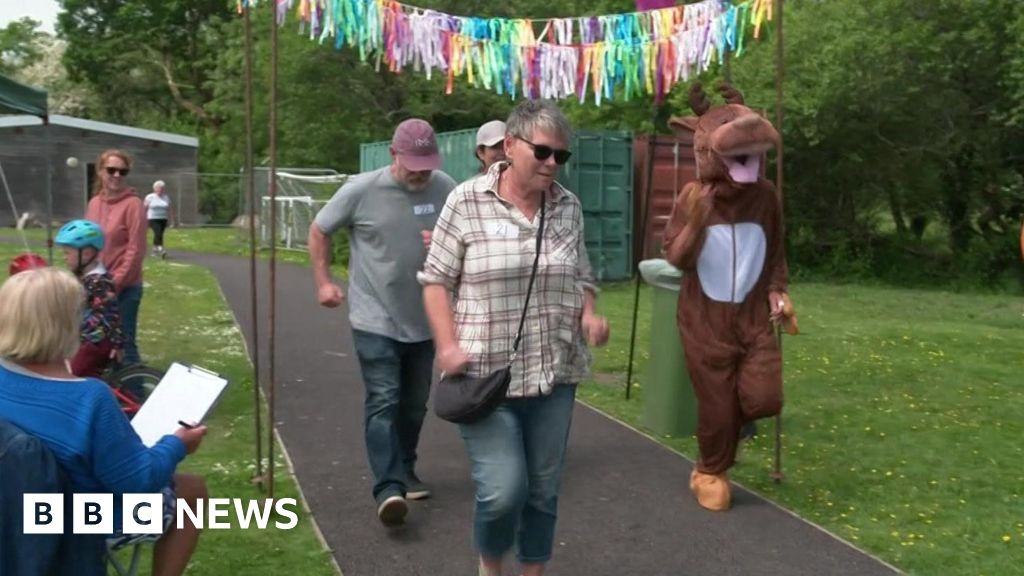 Villagers run, skate and cycle 170 miles to save Cornwall pub