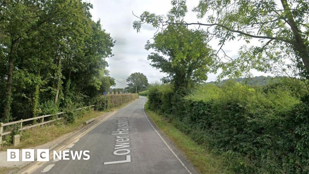 Police appeal as cyclist dies after fall from bike in Tonbridge