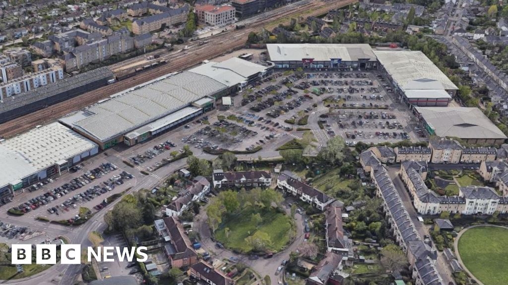 Cambridge Beehive Centre planning inquiry hears neighbours fears