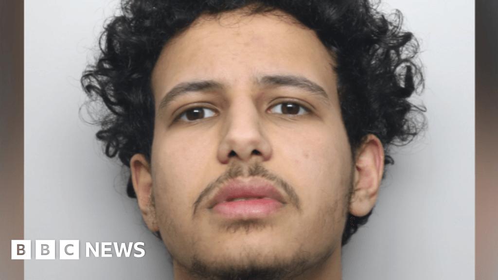 Bradford drug dealer who hurt customer with machete jailed again
