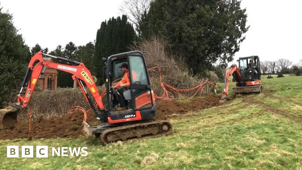 How Surrey Hills residents installed their own broadband cables