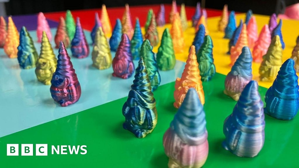 Hundreds of tiny gnomes hidden across town 'to make people' smile'