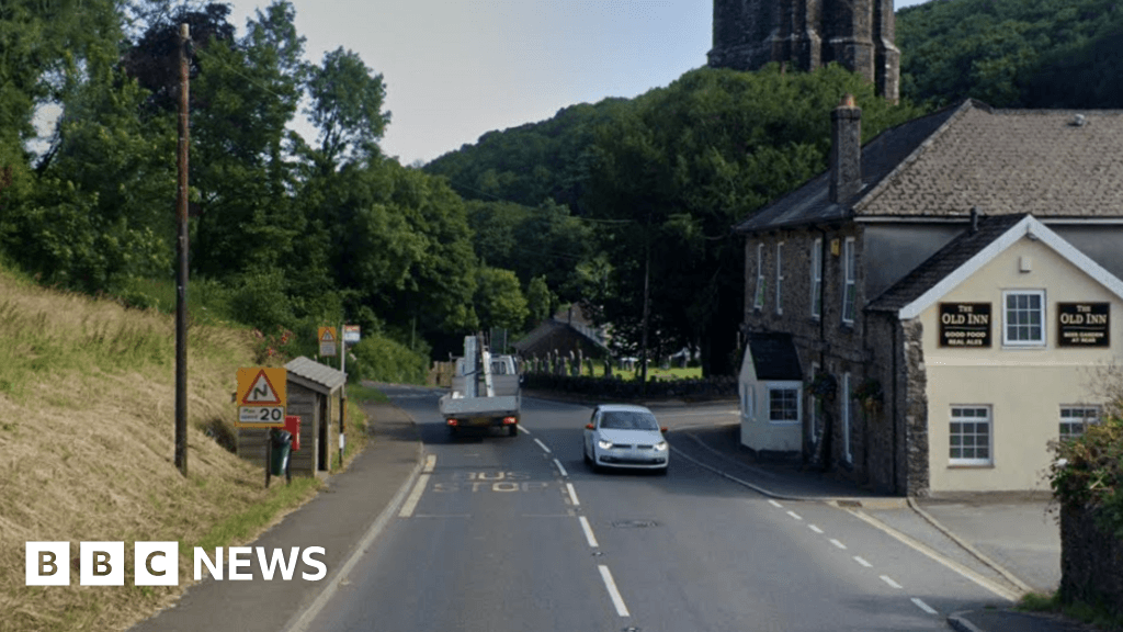 Road near Totnes shut after motorcycle crash
