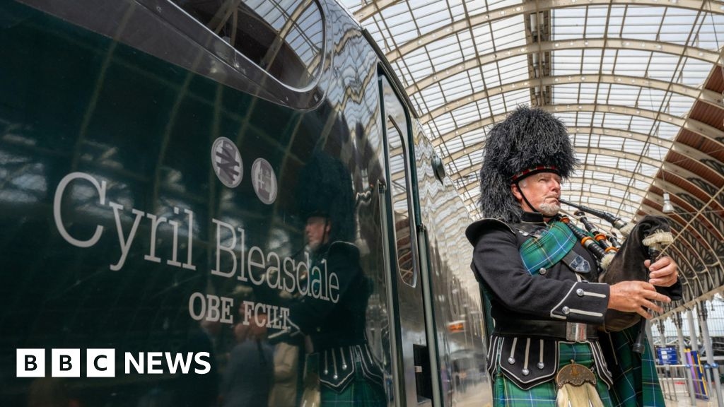 Railway visionary honoured with GWR train naming