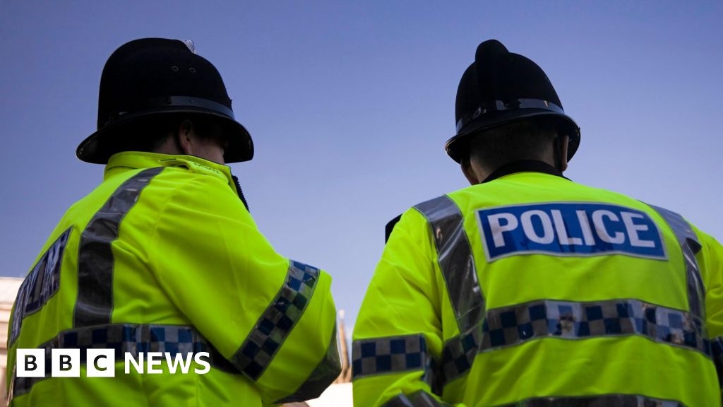 Man in hospital after machete attack in Tipton park
