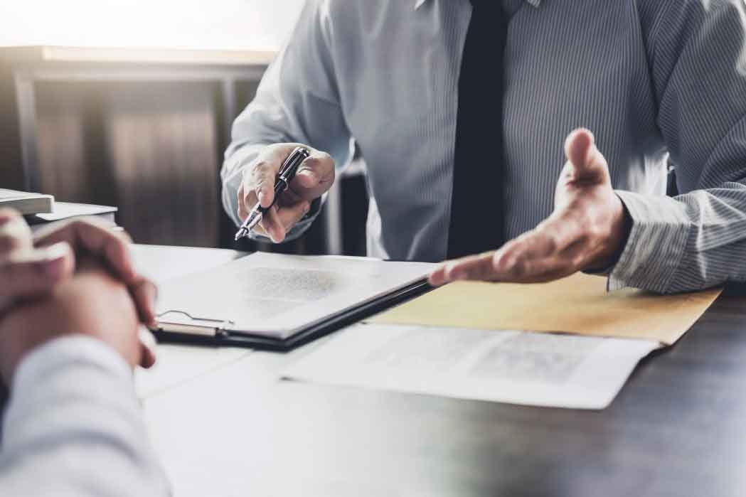 الضغوط التضخمية تدفع شركات التمويل الصغيرة والمتوسطة لتوخي الحذر