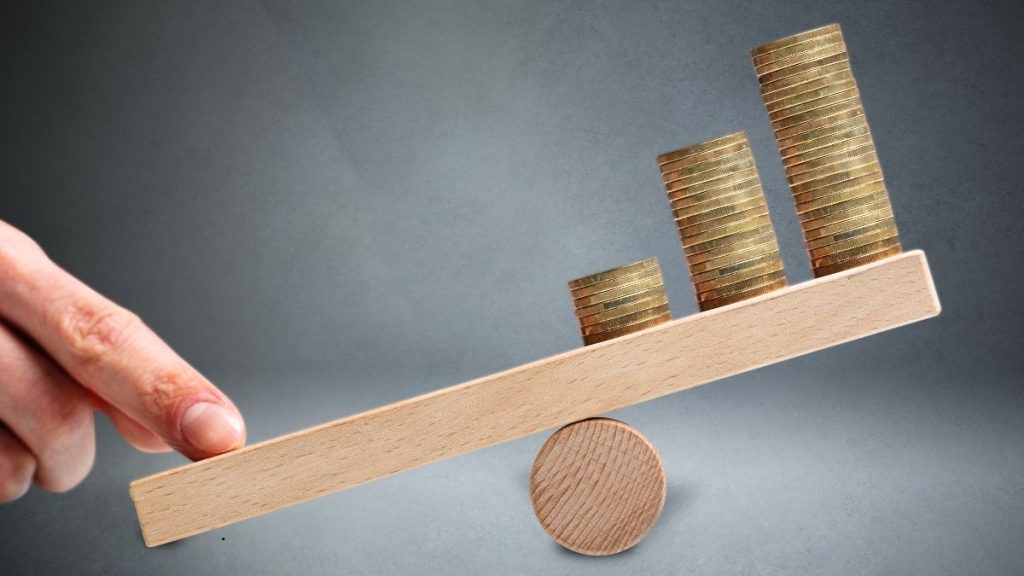 What is operating leverage? Simple explanation with Indian examples