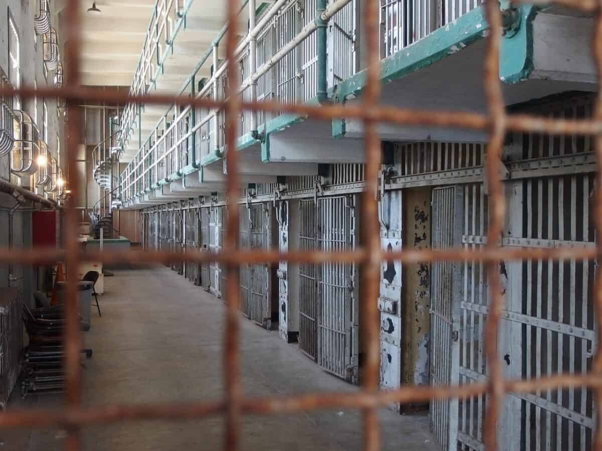 4 officials suspended after inmate's death at a Cape prison