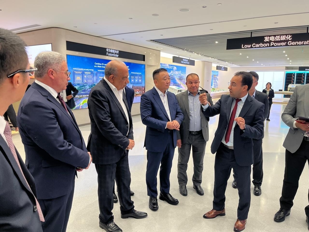 Electricity Minister explores strategic partnership with Huawei on renewables, digital transformation