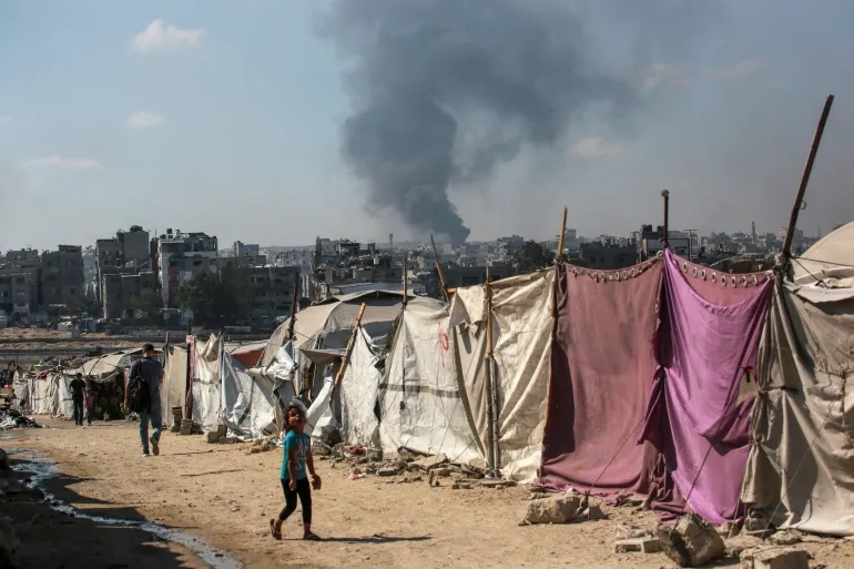 Deadly Israeli airstrikes pound Gaza as Doha talks raise hopes for ceasefire