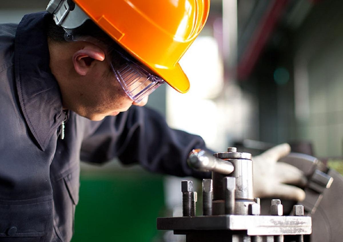 PH manufacturing posts slight rebound in June
