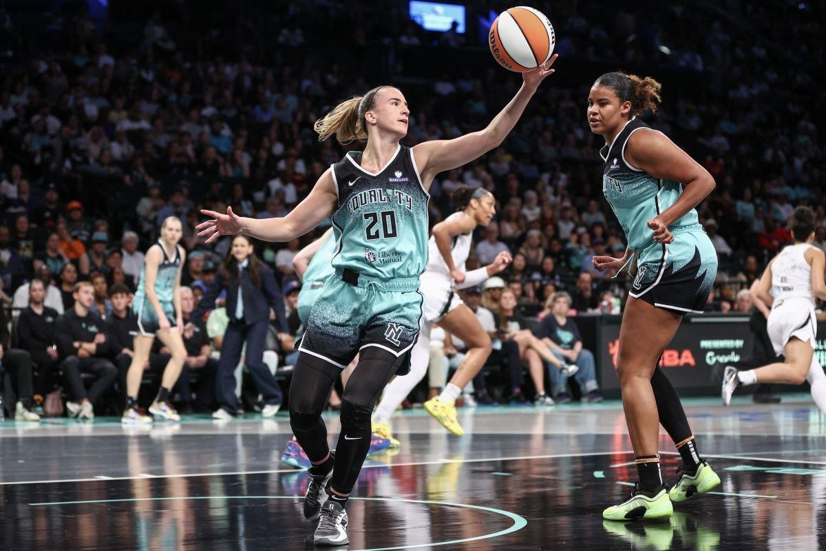Caitlin Clark, Sabrina Ionescu headline WNBA All-Star 3-point contest