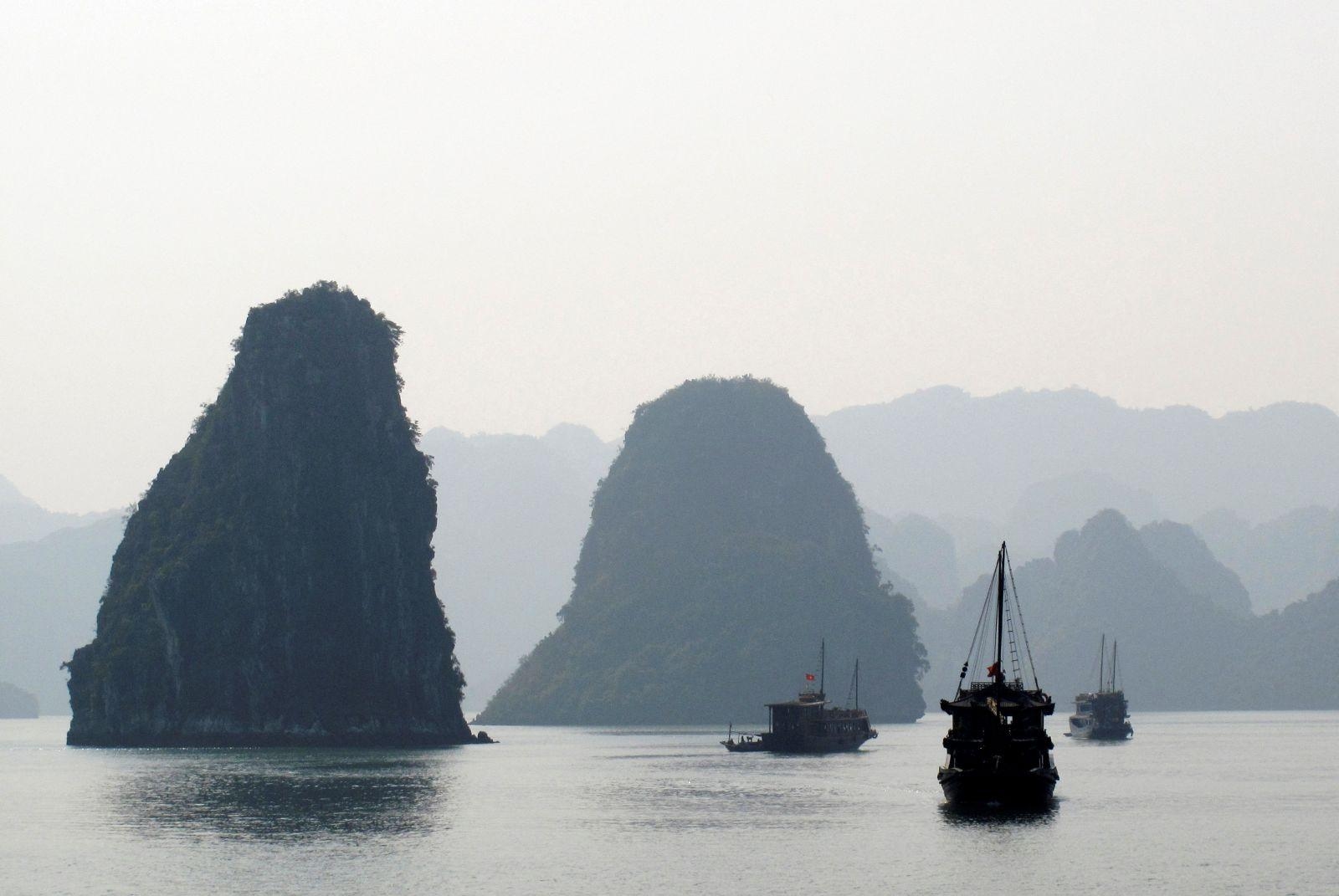 Death toll from Vietnam tourist boat accident climbs to 38