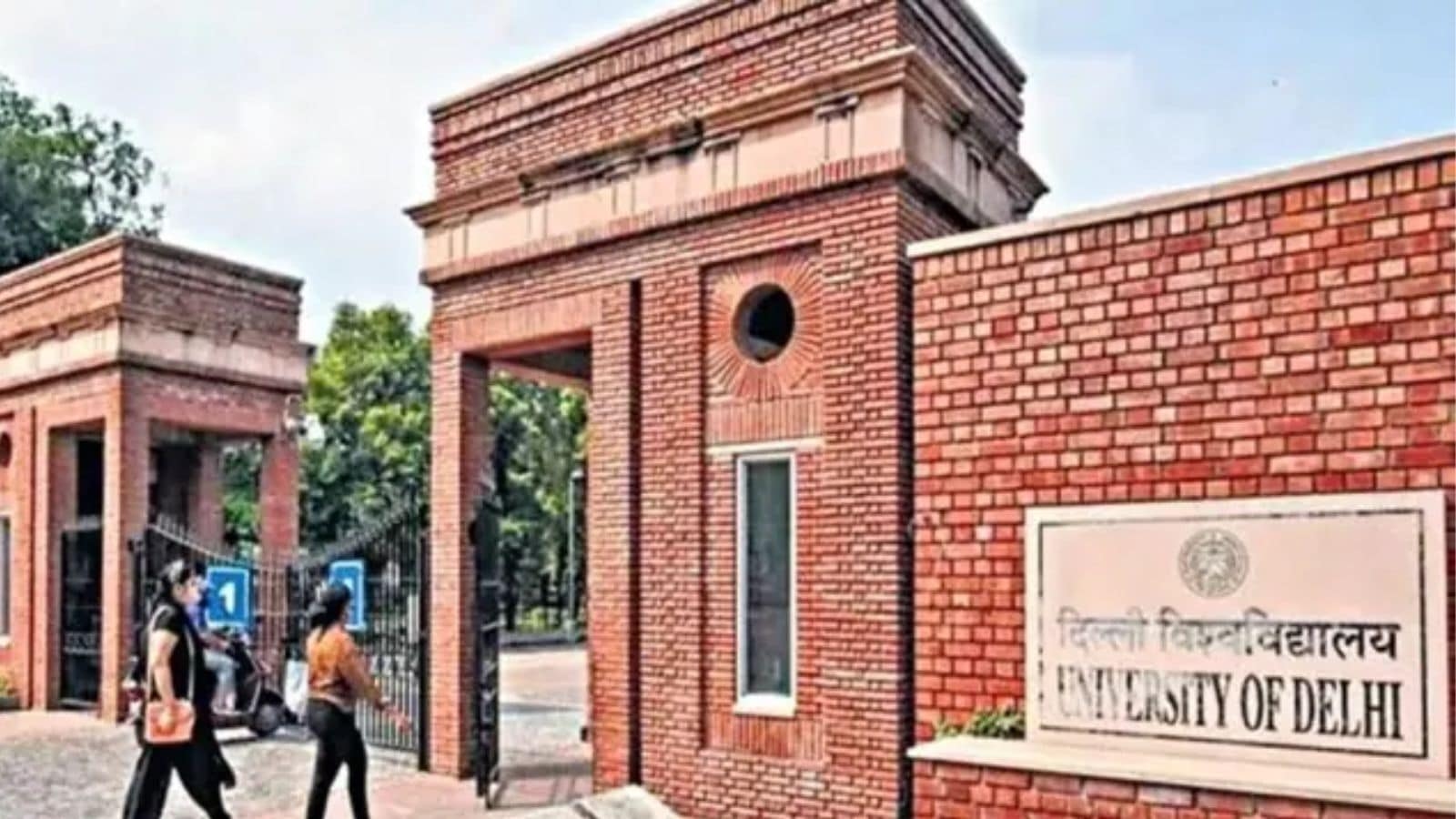 DU's academic council approves courses on Sikh martyrdom, radio jockeying as a part of UG elective subjects