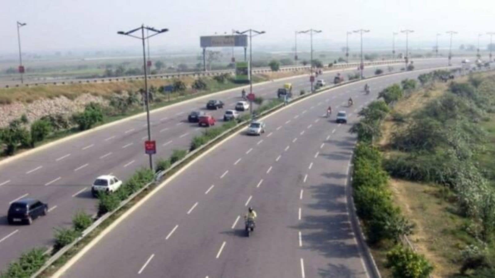 PCMC, NHAI to widen service roads along NH48