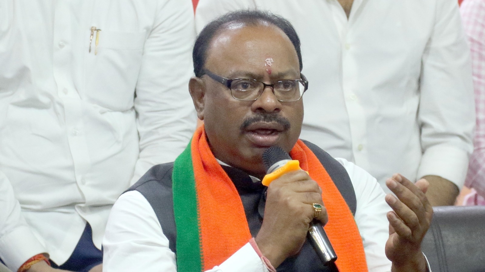 Govt plans to bring legislation to allow one-guntha plots in residential areas