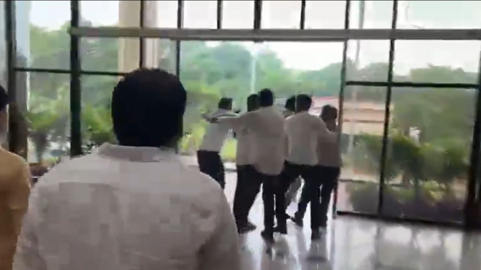 Senior Bhubaneswar municipal official assaulted on duty, told to apologise to BJP leader