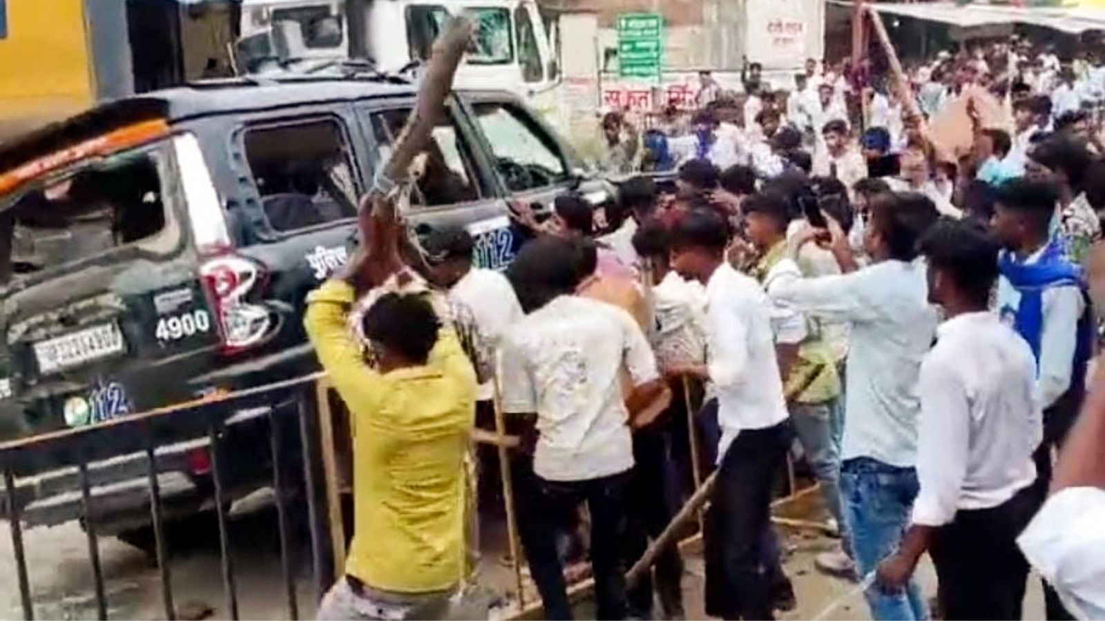 Mob vandalises police vehicles after Bhim Army chief ‘detained' in Prayagraj