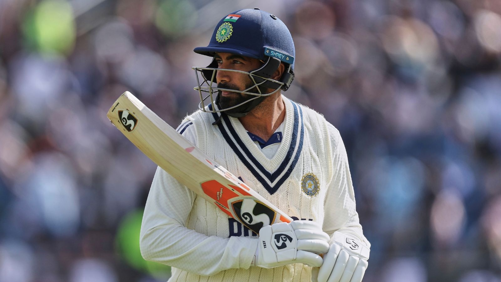 ‘Our tail doesn't bat and our top order doesn't bowl. They should bowl a little at least': Aakash Chopra