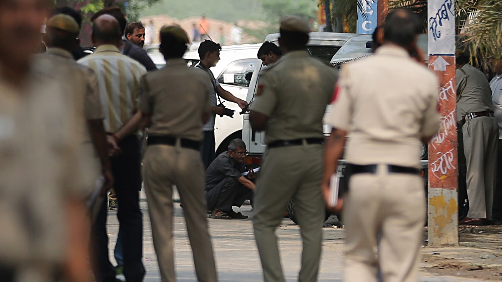 Two men who snatched US citizen's phone in Delhi's Amar Colony nabbed after shootout