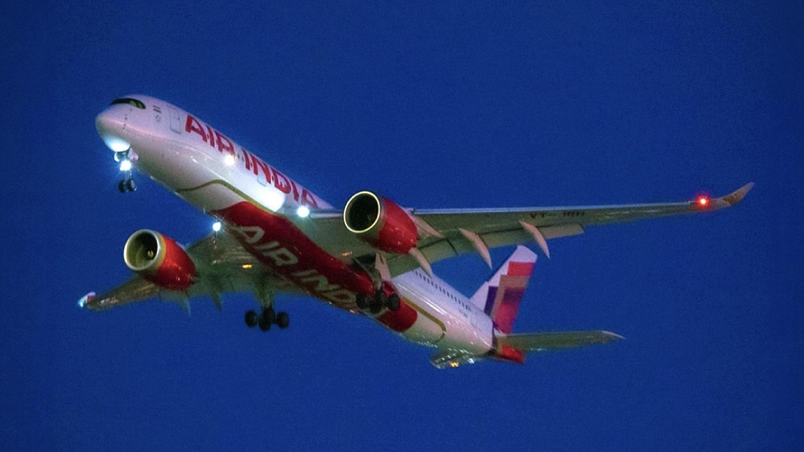 Pakistan extends airspace closure for Indian airlines, aircraft by another month till August 24