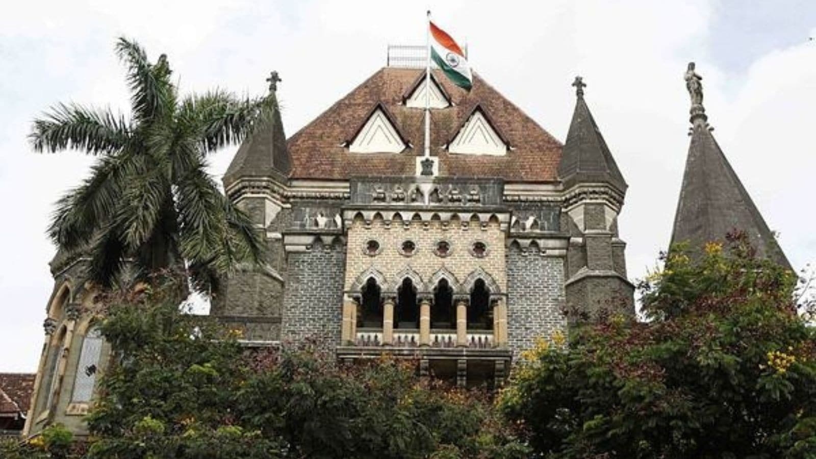 Bombay HC orders top 18 floors Tardeo-high-rise residents to vacate flats without Occupation Certificate